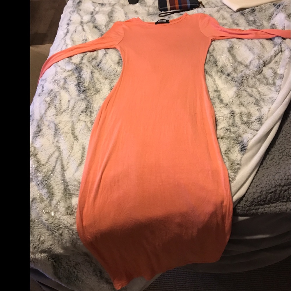 Peach bodycon dress!
